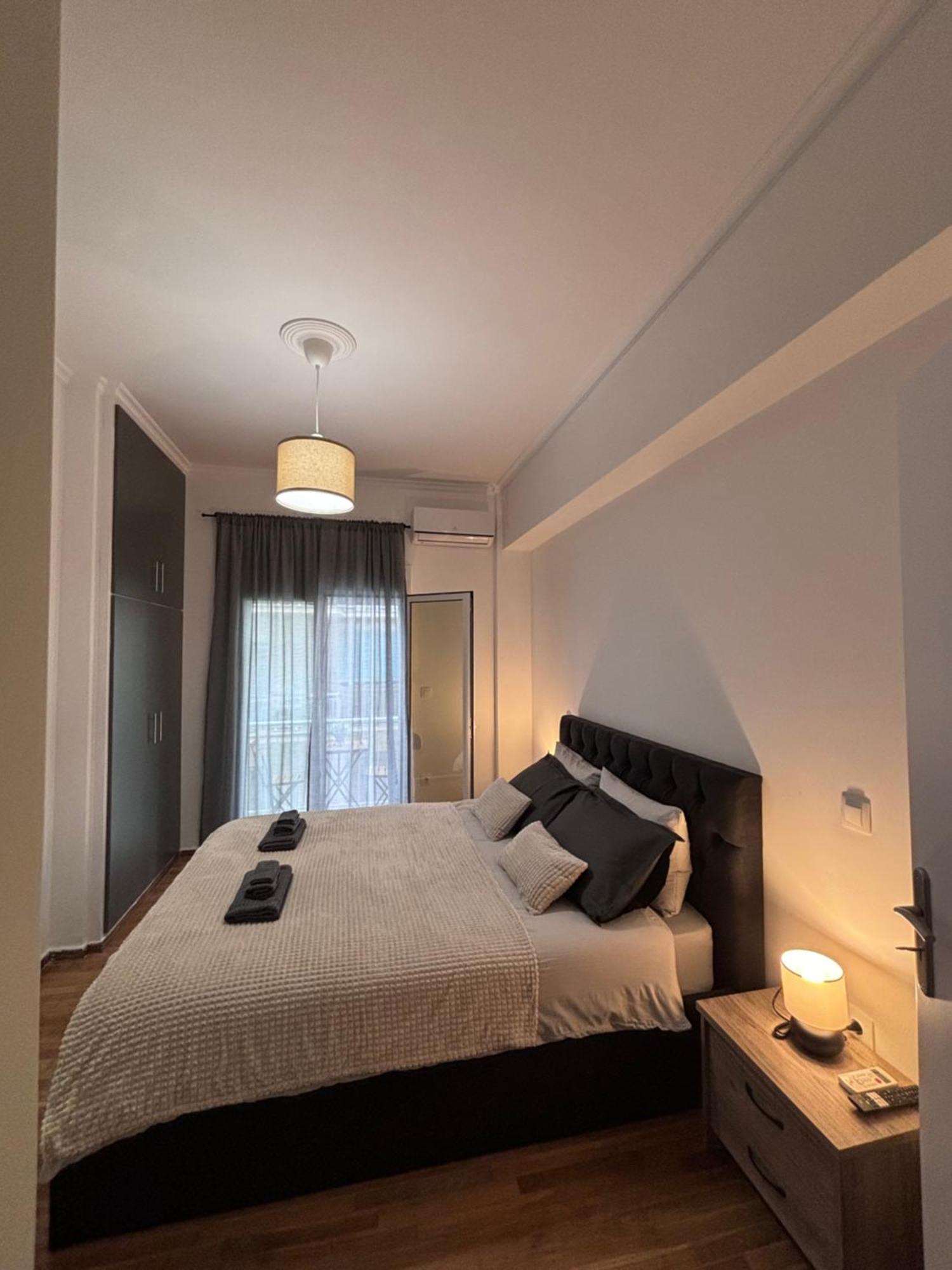 Cozy Apartment In The Heart Of アテネ エクステリア 写真